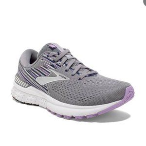 Brooks Adrenaline Size 10.5